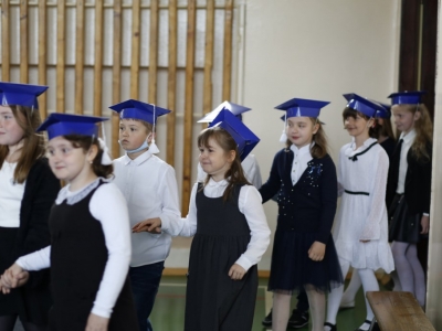 Zdjęcie 5 z 51 – ŚLUBOWANIE KLAS 1