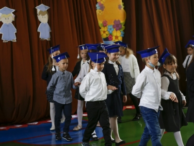 Zdjęcie 49 z 51 – ŚLUBOWANIE KLAS 1