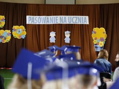 Zdjęcie 50 z 51 – ŚLUBOWANIE KLAS 1