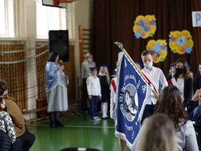 Zdjęcie 24 z 51 – ŚLUBOWANIE KLAS 1
