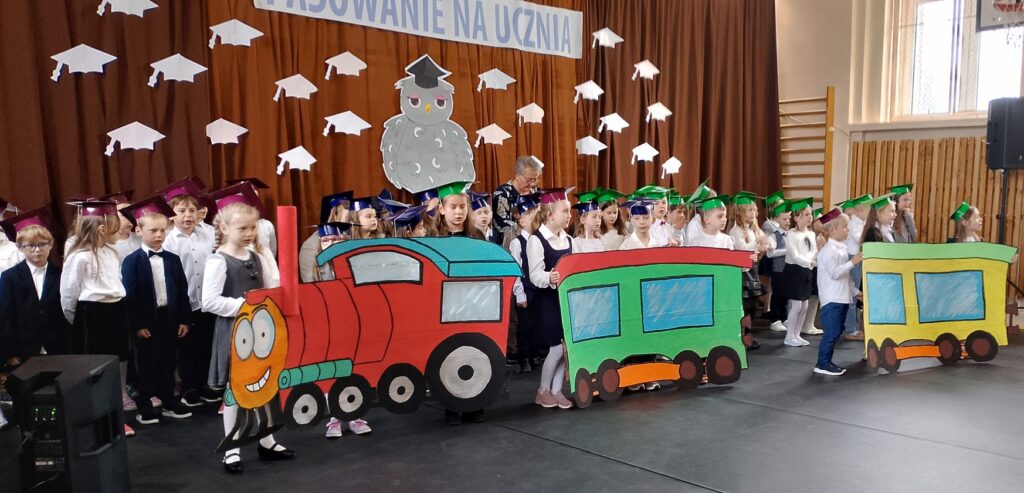 Zdjęcie 6 z 51 – Ja, uczeń Szkoły Podstawowej nr 1 w Nowym Targu ślubuję …