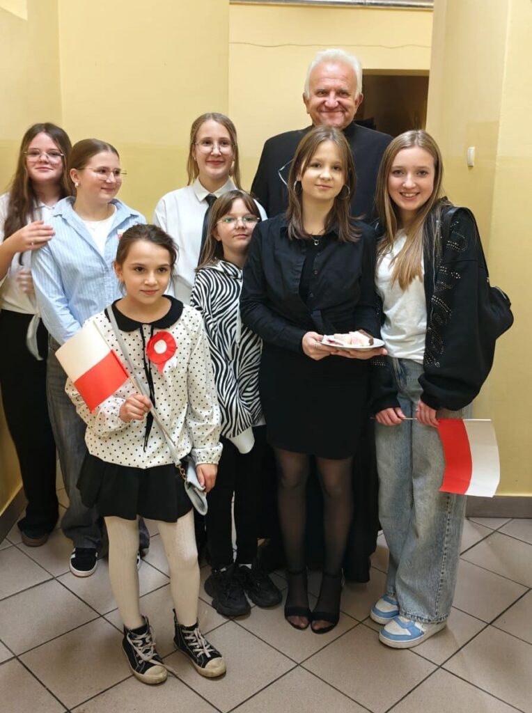 Zdjęcie 34 z 49 – Wieczornica Patriotyczna
