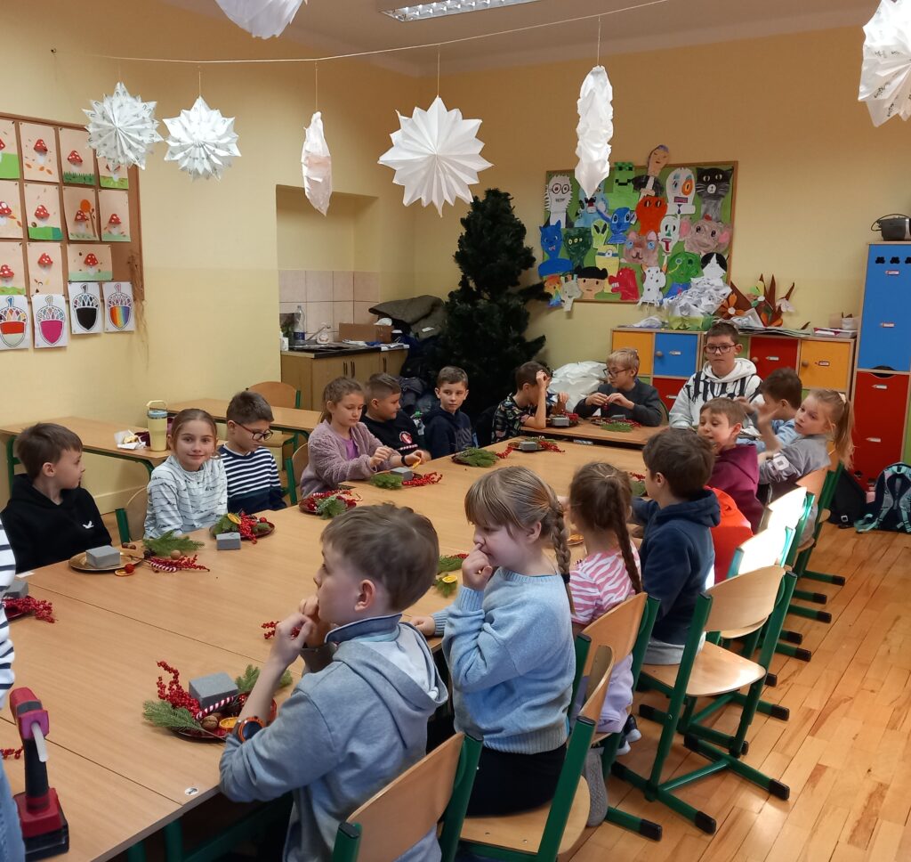 Zdjęcie 1 z 22 – Kreatywna zabawa w 3a