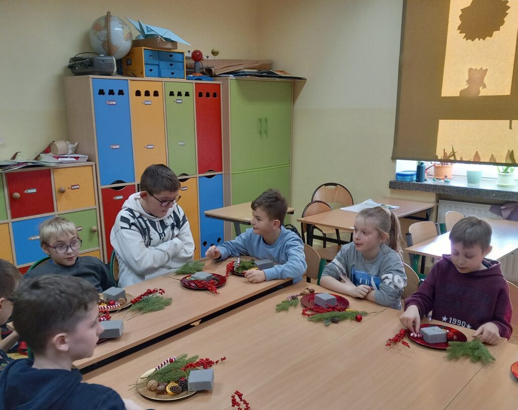 Zdjęcie 4 z 22 – Kreatywna zabawa w 3a