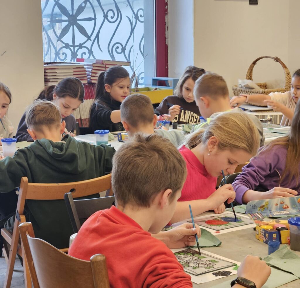 Zdjęcie 2 z 21 – Wycieczka klasy IIIa i IIIb do Rabki