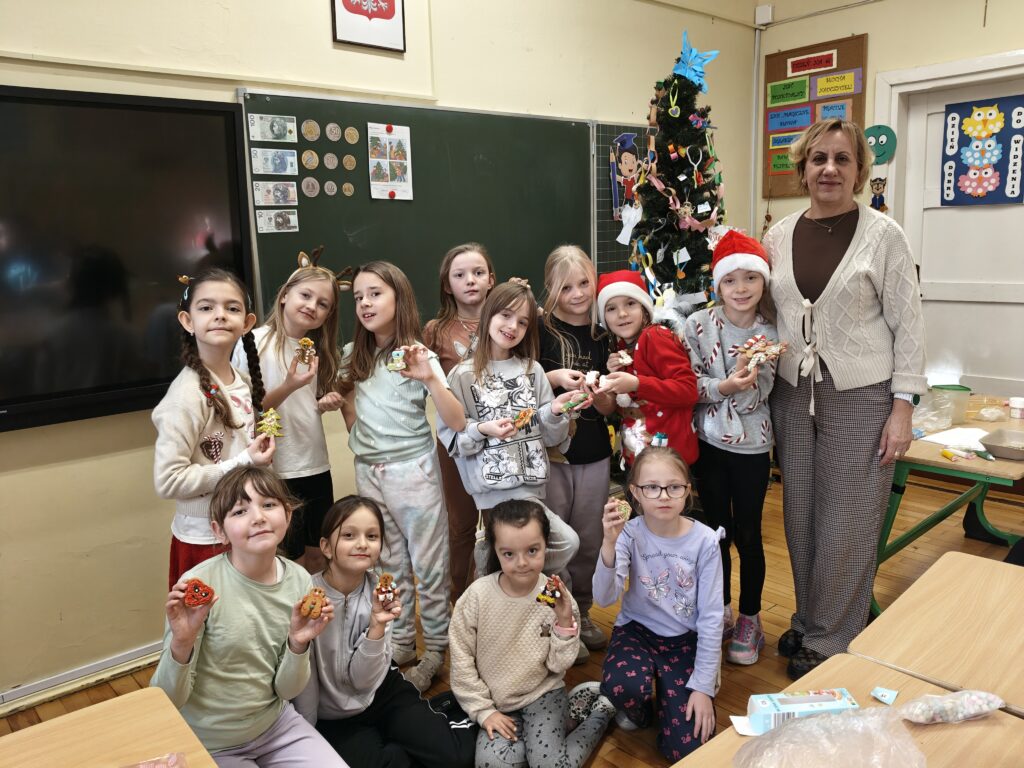 Zdjęcie 17 z 23 – Świąteczny tydzień w klasie 2a