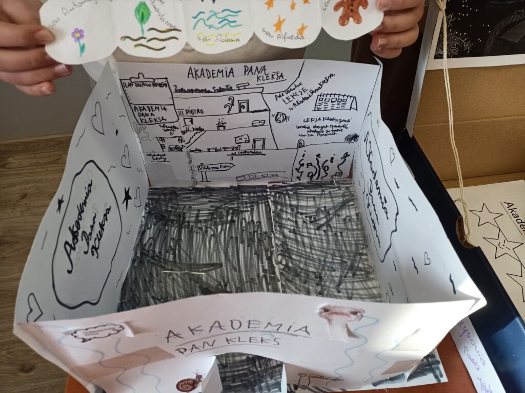 Zdjęcie 18 z 30 – Projekt „Niezwykłe i magiczne przedmioty” zainspirowany lekturą „Akademia Pana Kleksa” Jana Brzechwy.