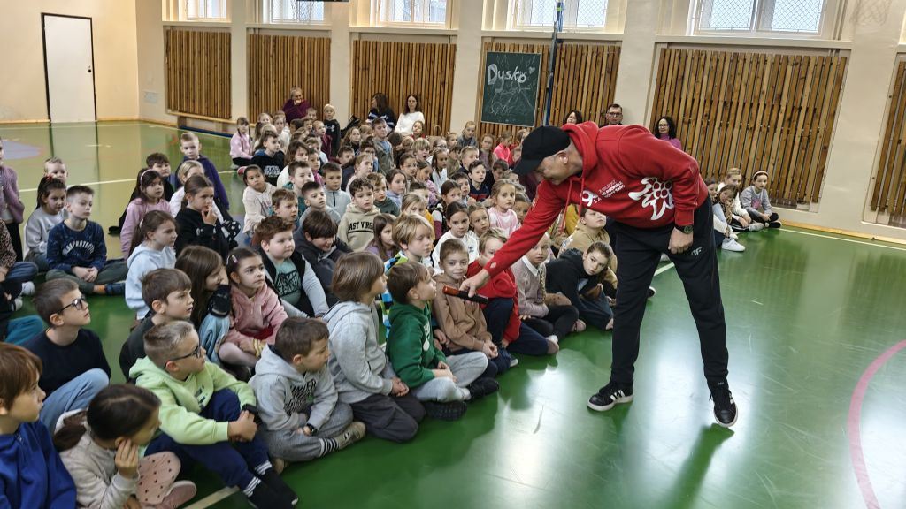 Zdjęcie 3 z 11 – Spotkanie z hokeistami klubu sportowego MMKS Podhale Nowy Targ
