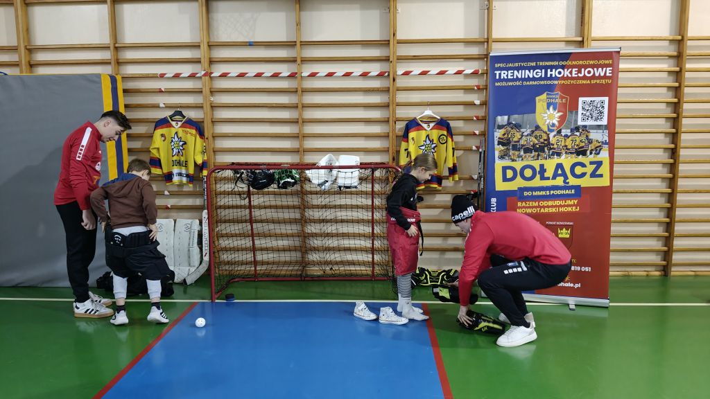Zdjęcie 5 z 11 – Spotkanie z hokeistami klubu sportowego MMKS Podhale Nowy Targ