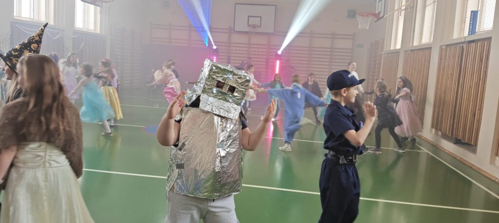 Zdjęcie 15 z 45 – Karnawałowe szaleństwo w SP 1