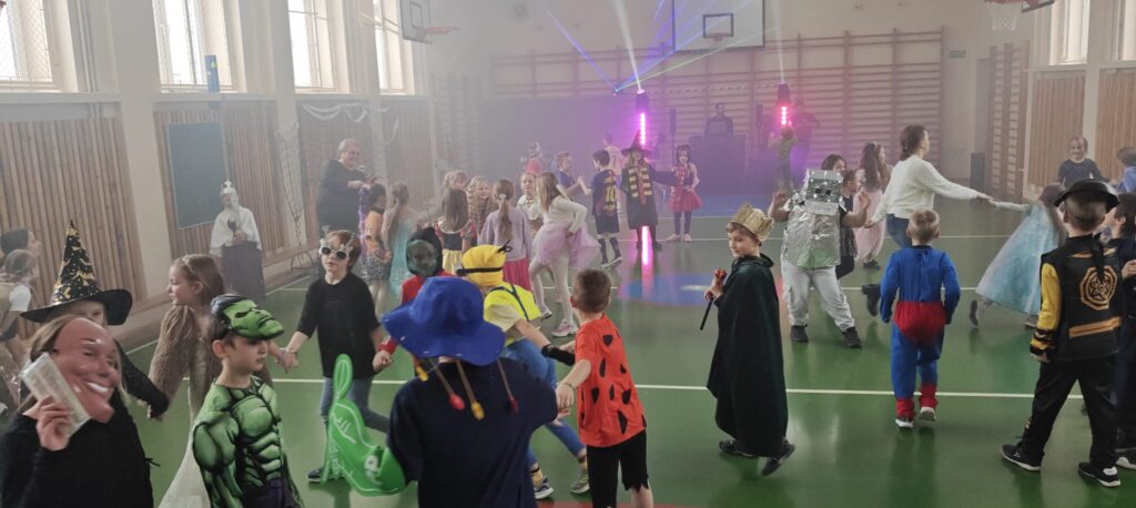 Zdjęcie 16 z 45 – Karnawałowe szaleństwo w SP 1