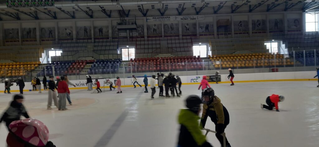Zdjęcie 36 z 38 – Szkolny Dzień Sportu na Lodzie