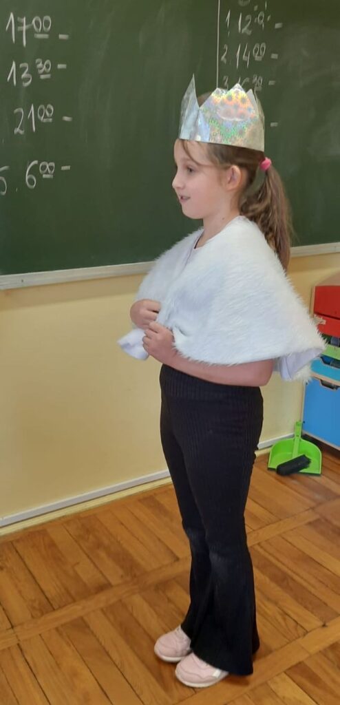 Zdjęcie 15 z 24 – Spotkanie z lekturą „Afryka Kazika” w klasie 3b