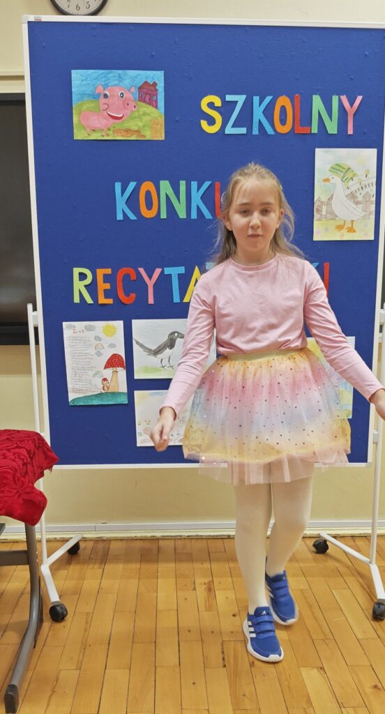 Zdjęcie 1 z 16 – Szkolny Konkurs Recytatorski dla klas 1 – 3 pt. ,,W krainie wierszy Jana Brzechwy”