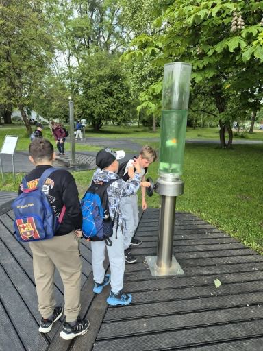Zdjęcie 26 z 49 – Wycieczka klasy 2b do Krakowa – Ogród Doświadczeń i Muzeum Lotnictwa Polskiego