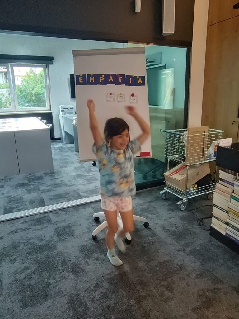 Zdjęcie 21 z 27 – Klasa 1B w Bibliotece Pedagogicznej
