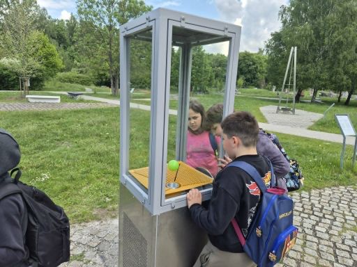 Zdjęcie 35 z 49 – Wycieczka klasy 2b do Krakowa – Ogród Doświadczeń i Muzeum Lotnictwa Polskiego