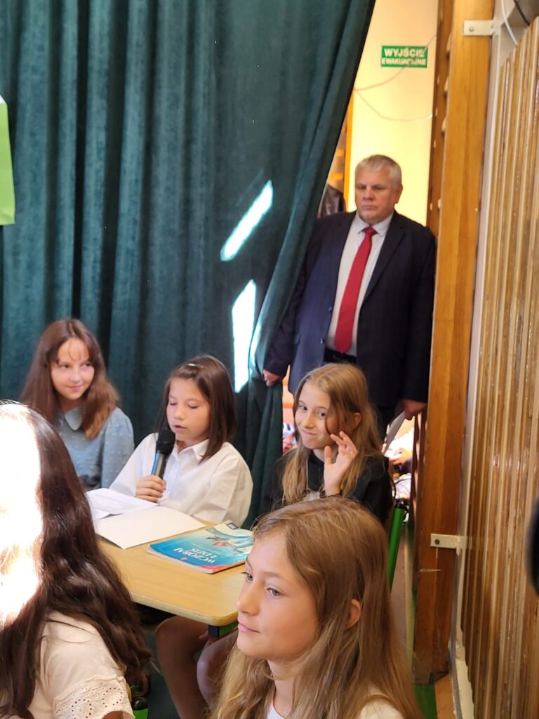 Zdjęcie 48 z 54 – Już po wakacjach….. Witaj szkoło!