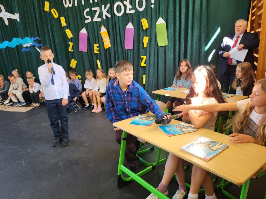 Zdjęcie 27 z 54 – Już po wakacjach….. Witaj szkoło!