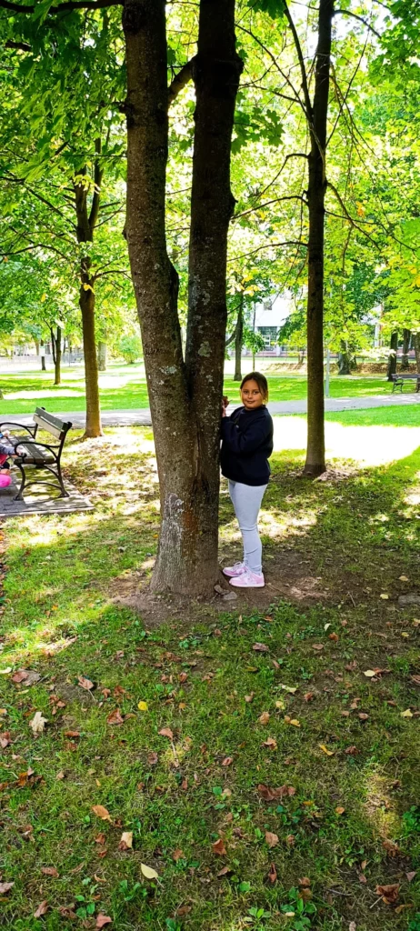 Zdjęcie 17 z 37 – Międzynarodowy Dzień Kropki w klasie 2 C