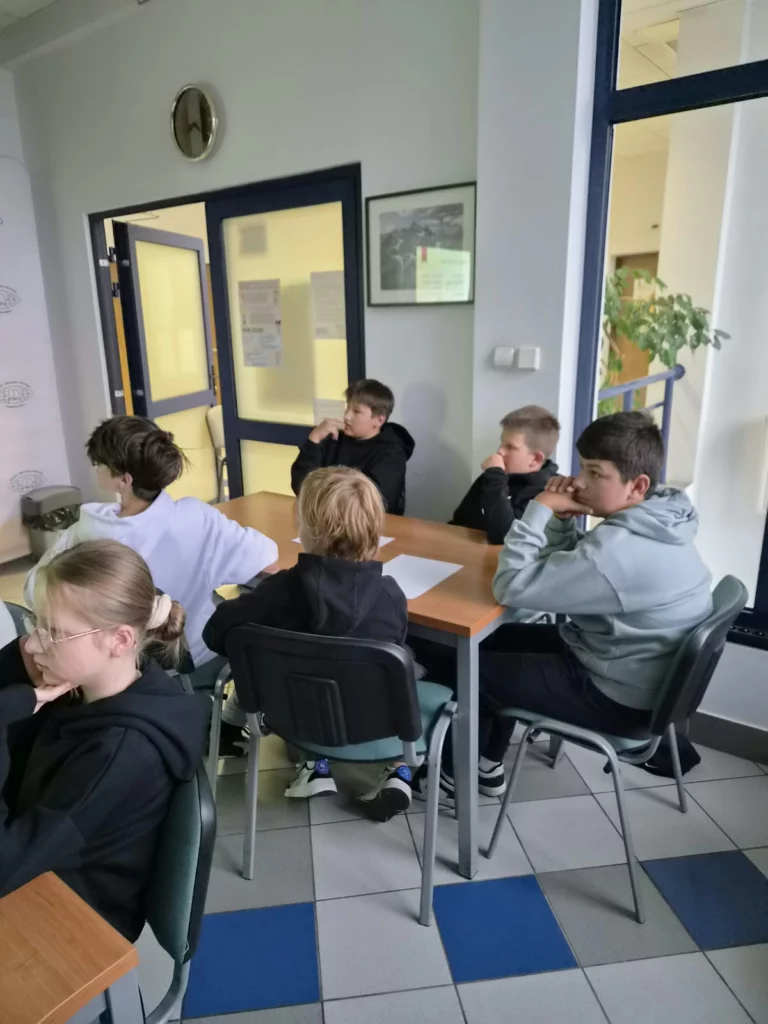 Zdjęcie 5 z 50 – Klasa 6a na XII Ogólnopolskiej Nocy Bibliotek w Nowym Targu