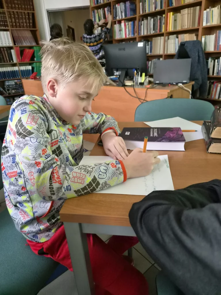 Zdjęcie 17 z 50 – Klasa 6a na XII Ogólnopolskiej Nocy Bibliotek w Nowym Targu