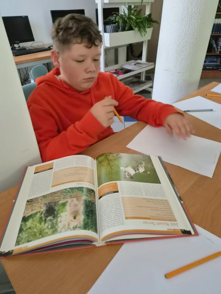 Zdjęcie 18 z 50 – Klasa 6a na XII Ogólnopolskiej Nocy Bibliotek w Nowym Targu