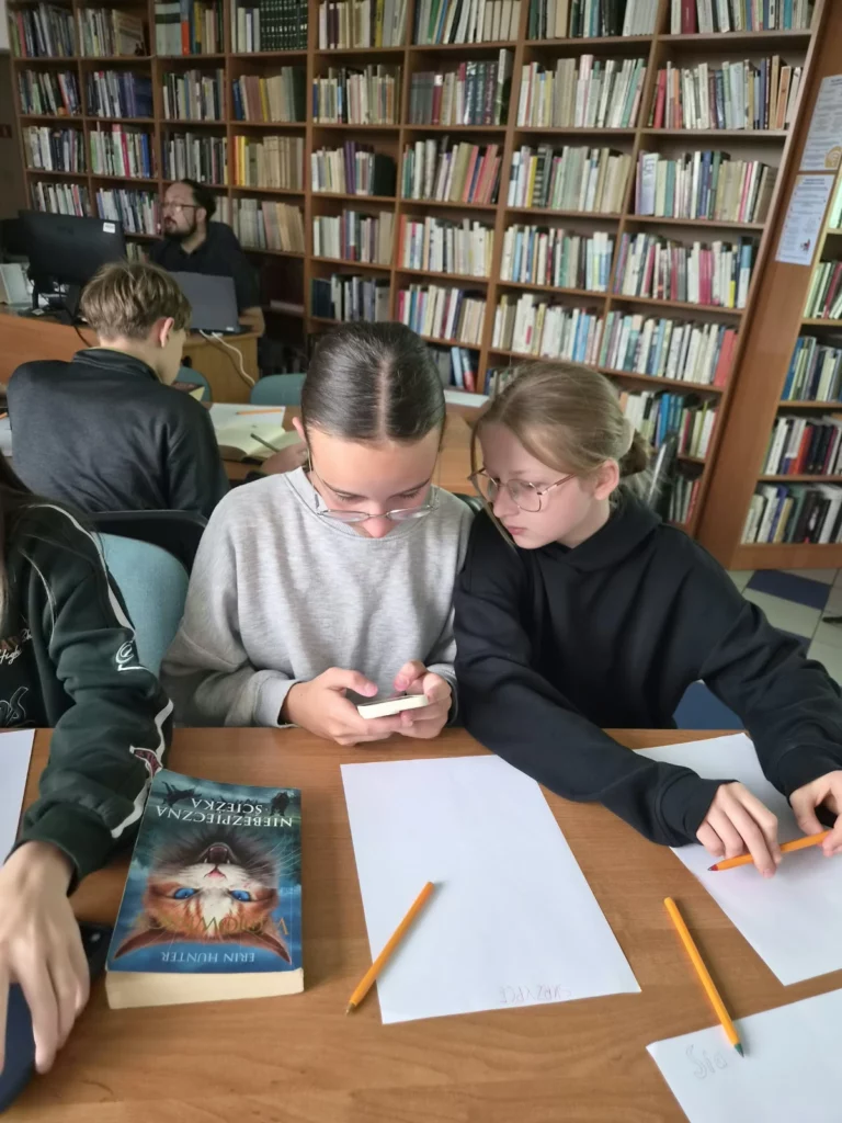 Zdjęcie 22 z 50 – Klasa 6a na XII Ogólnopolskiej Nocy Bibliotek w Nowym Targu
