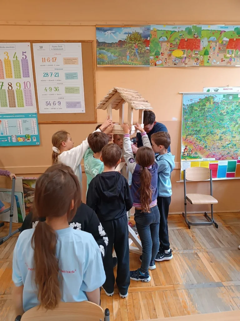 Zdjęcie 15 z 29 – Wyjątkowe zajęcia praktyczne w klasie 2B
