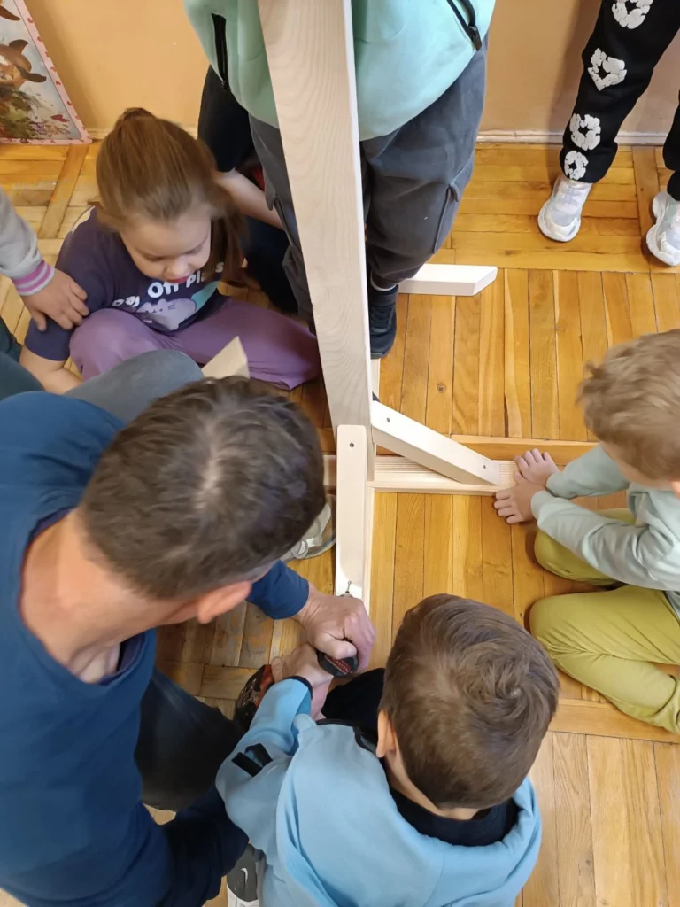 Zdjęcie 16 z 29 – Wyjątkowe zajęcia praktyczne w klasie 2B