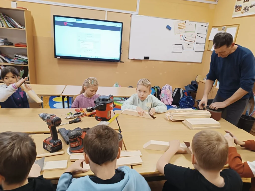 Zdjęcie 24 z 29 – Wyjątkowe zajęcia praktyczne w klasie 2B