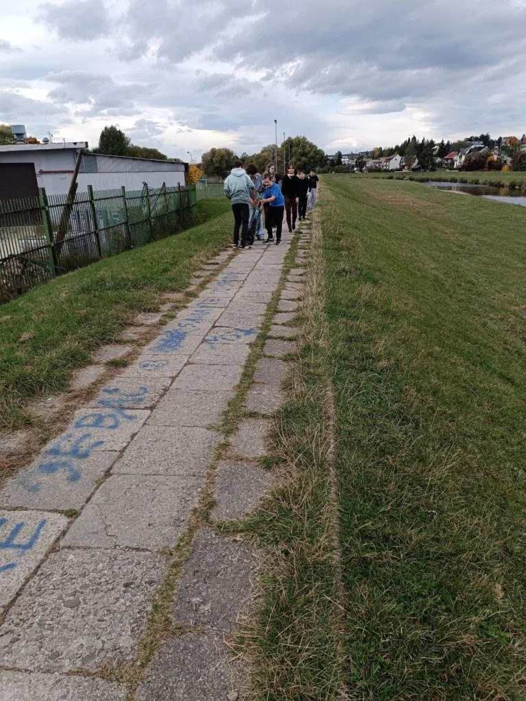 Zdjęcie 15 z 30 – Podsumowanie akcji „Sprzątanie Świata”