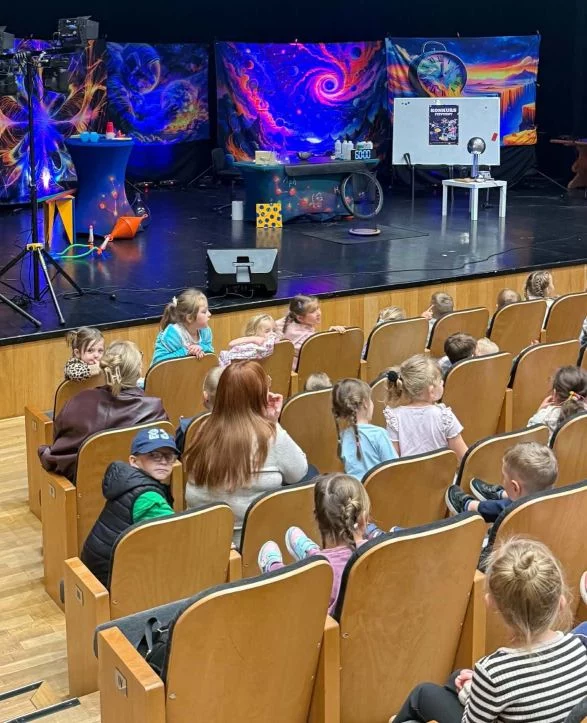 Zdjęcie 8 z 10 – „Szalona Przygoda z Nauką”
