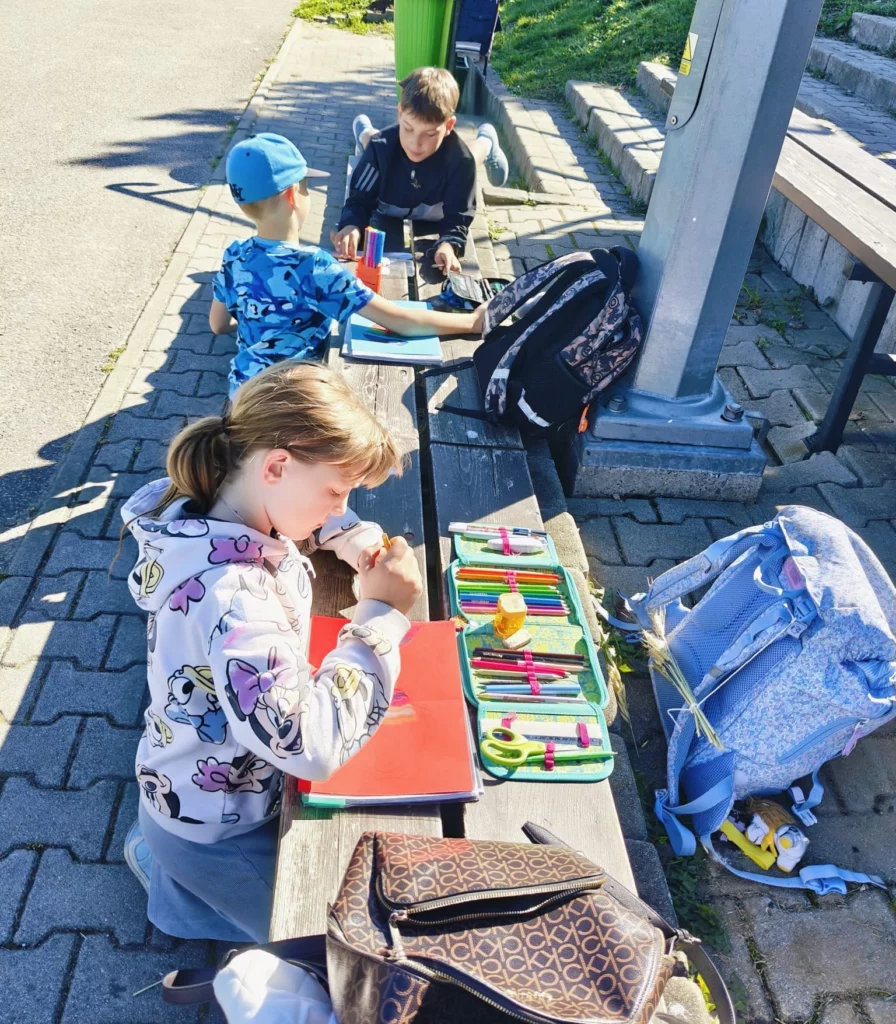 Zdjęcie 1 z 14 – Klasa 3a – Przeciwdziałanie Przemocy Rówieśniczej i Budowanie Dobrych Relacji