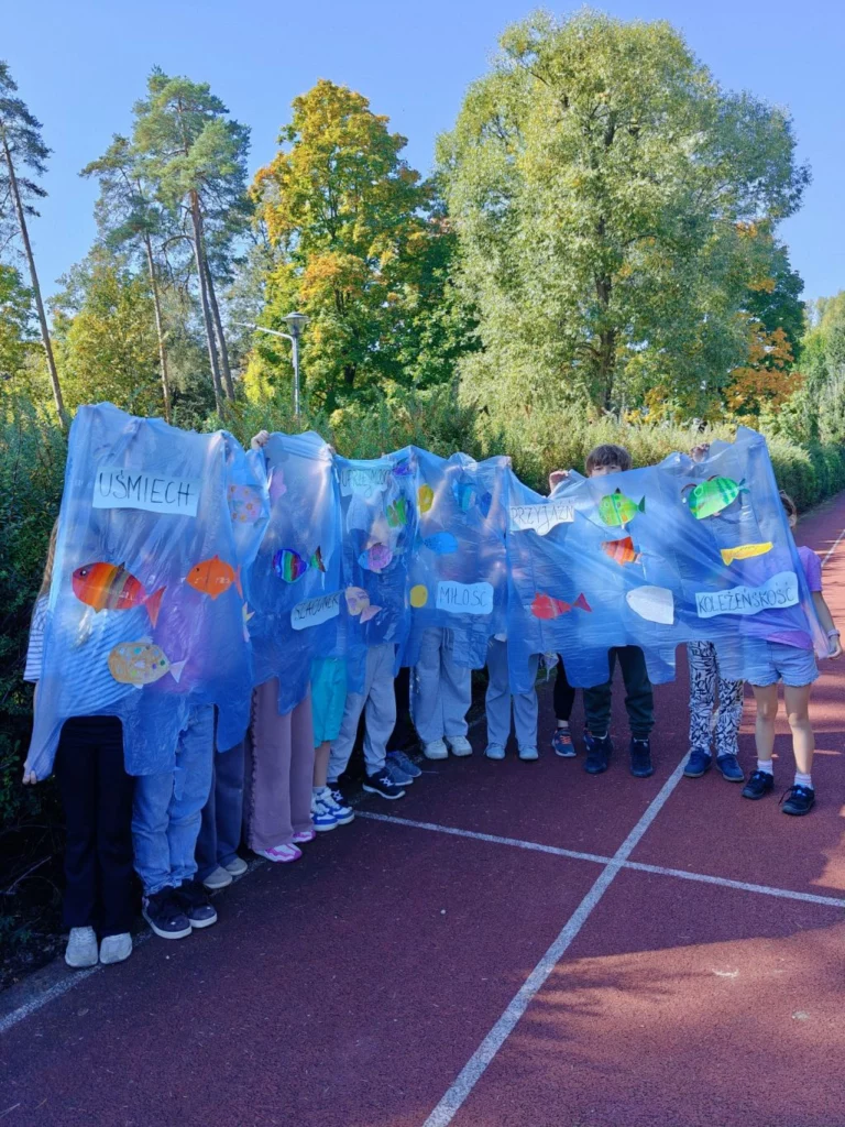 Zdjęcie 12 z 14 – Klasa 3a – Przeciwdziałanie Przemocy Rówieśniczej i Budowanie Dobrych Relacji